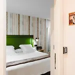 Boutique Caravan Cinema 4* Bilbao