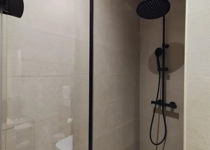 Boutique Caravan Cinema Гостьовий будинок 4*