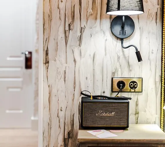 Boutique Caravan Cinema 4* Більбао