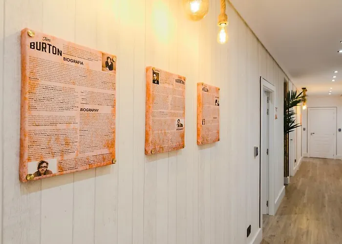 Boutique Caravan Cinema Гостьовий будинок Більбао