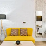 Boutique Caravan Cinema 4* Bilbao