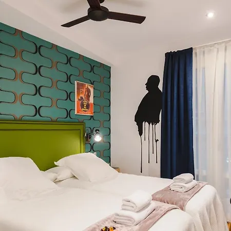 Boutique Caravan Cinema