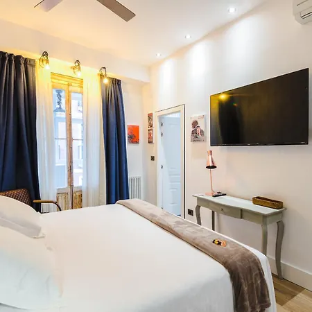 Casa de hóspedes Boutique Caravan Cinema 4*