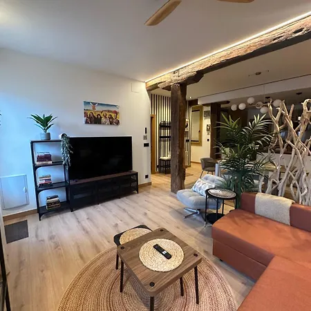 Boutique Caravan Cinema