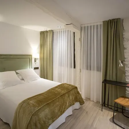 Boutique Caravan Cinema 4* Bilbau